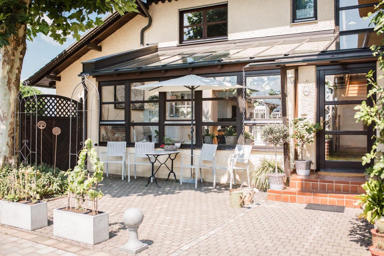 Gaestehaus Chalet-Perle Bad Füssing Екстериор снимка